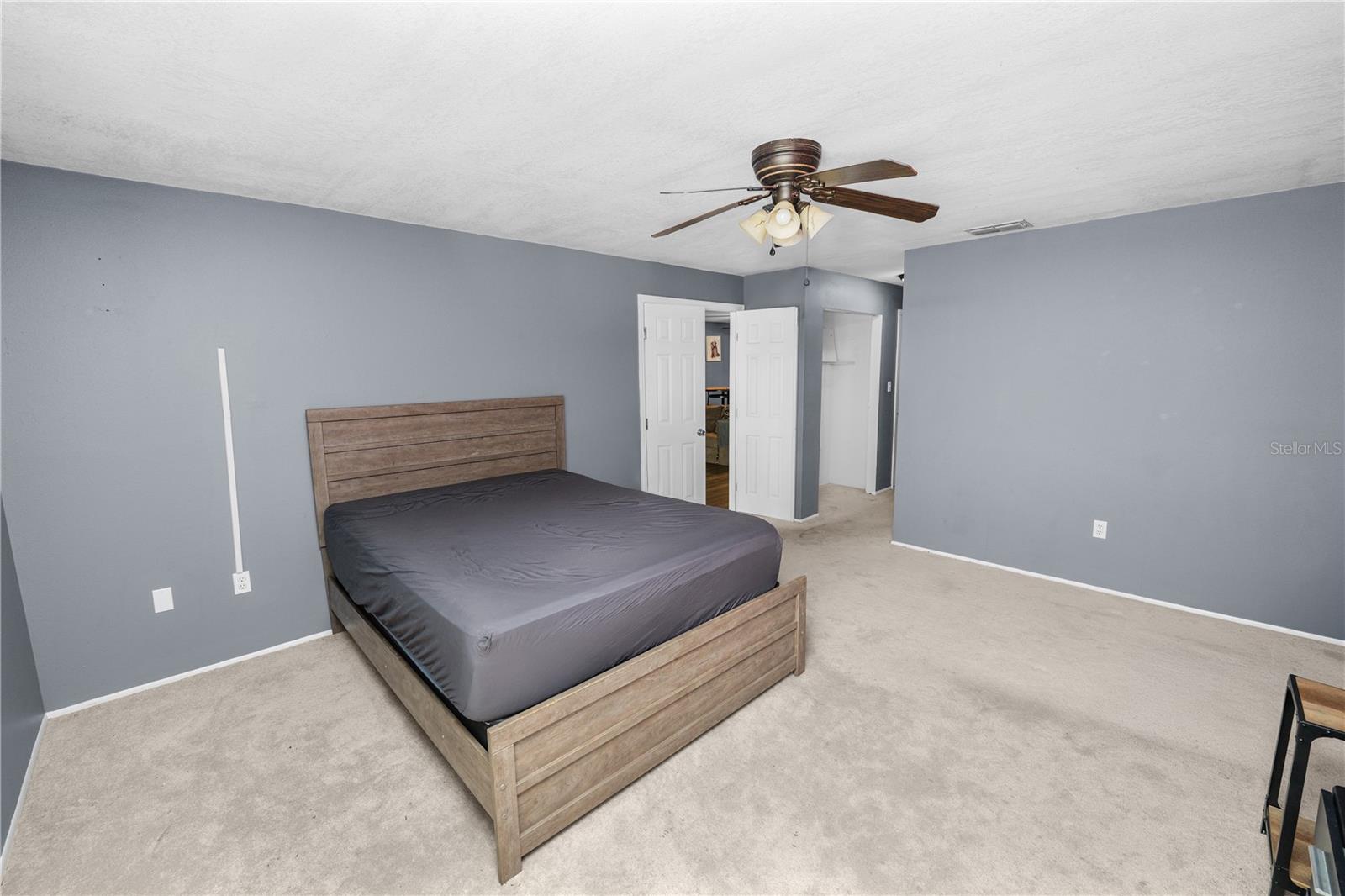 Image 12 of 19 For 404 Country Lane Ne 404