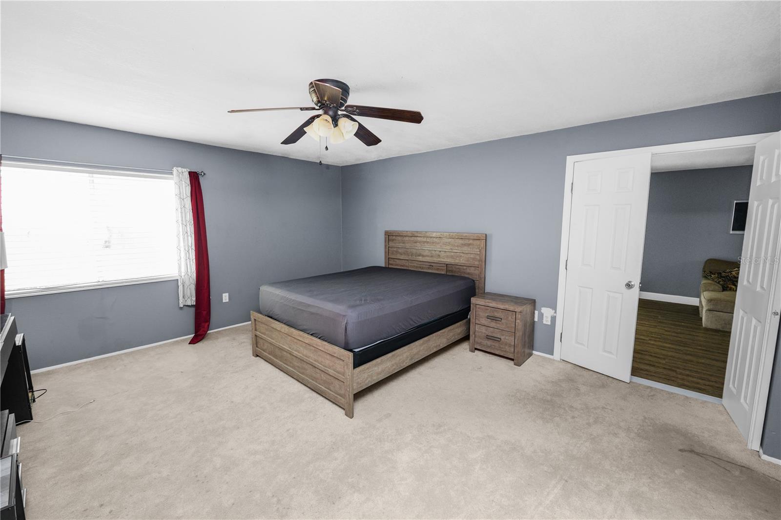 Image 13 of 19 For 404 Country Lane Ne 404