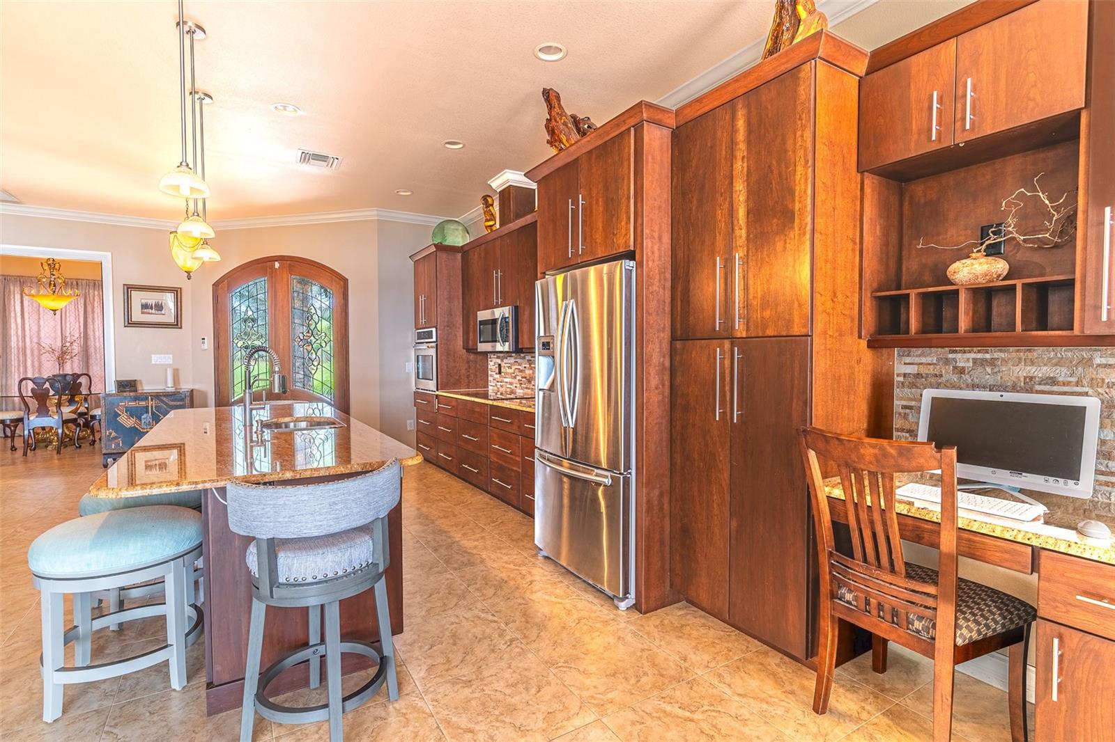 Image 10 of 97 For 6850 Hunt Road