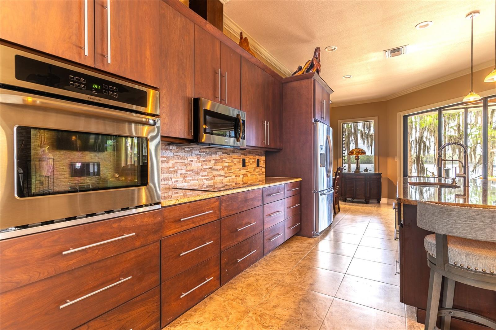 Image 11 of 97 For 6850 Hunt Road