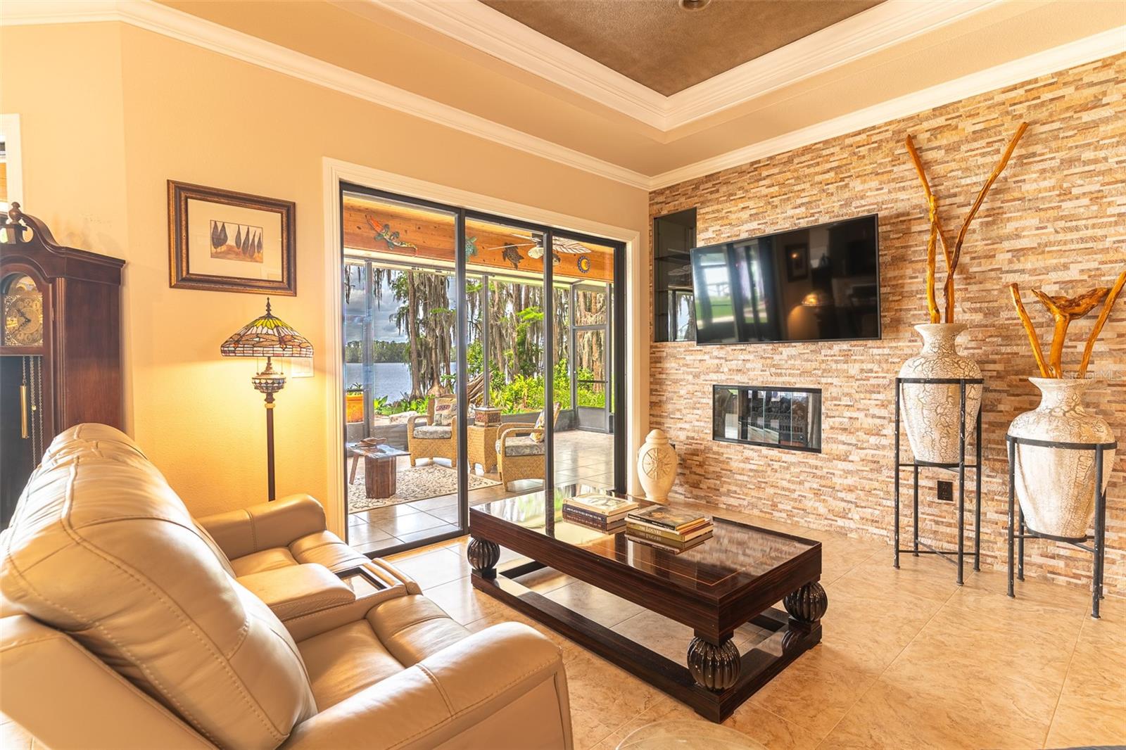 Image 15 of 97 For 6850 Hunt Road