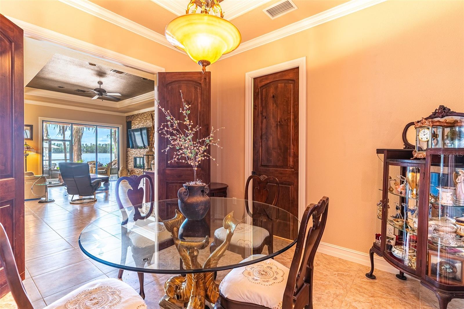 Image 18 of 97 For 6850 Hunt Road