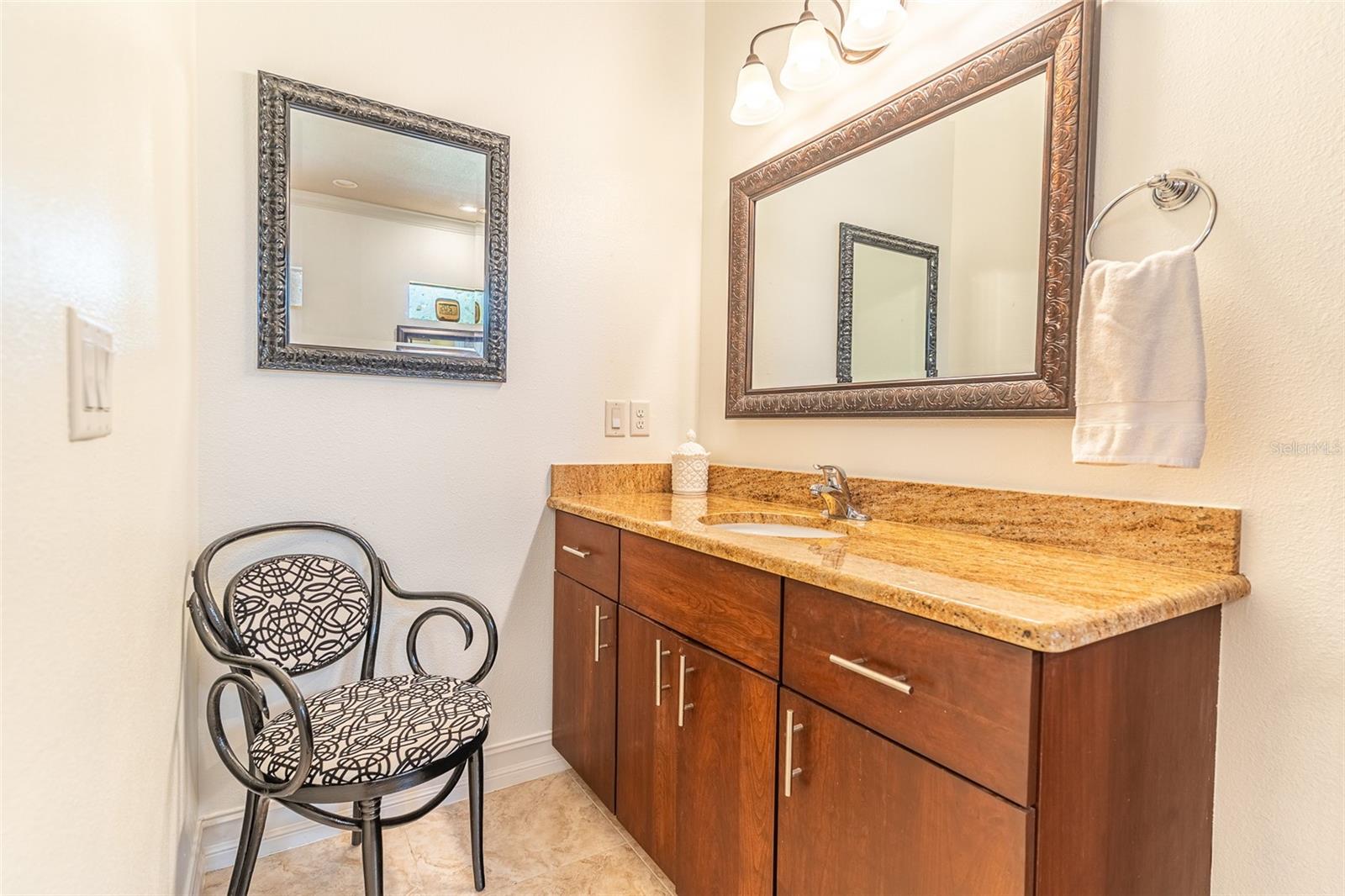 Image 30 of 97 For 6850 Hunt Road