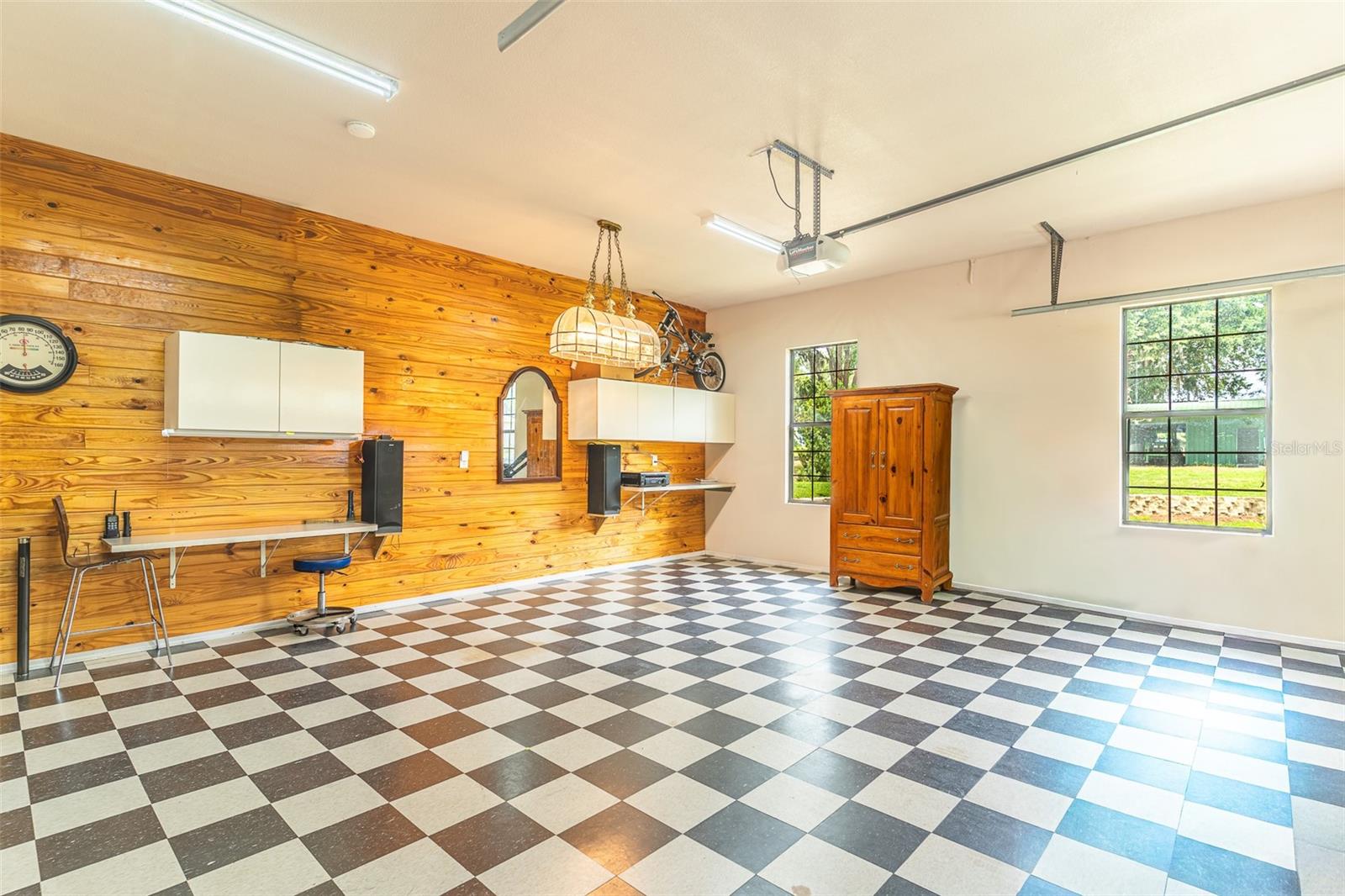 Image 36 of 97 For 6850 Hunt Road