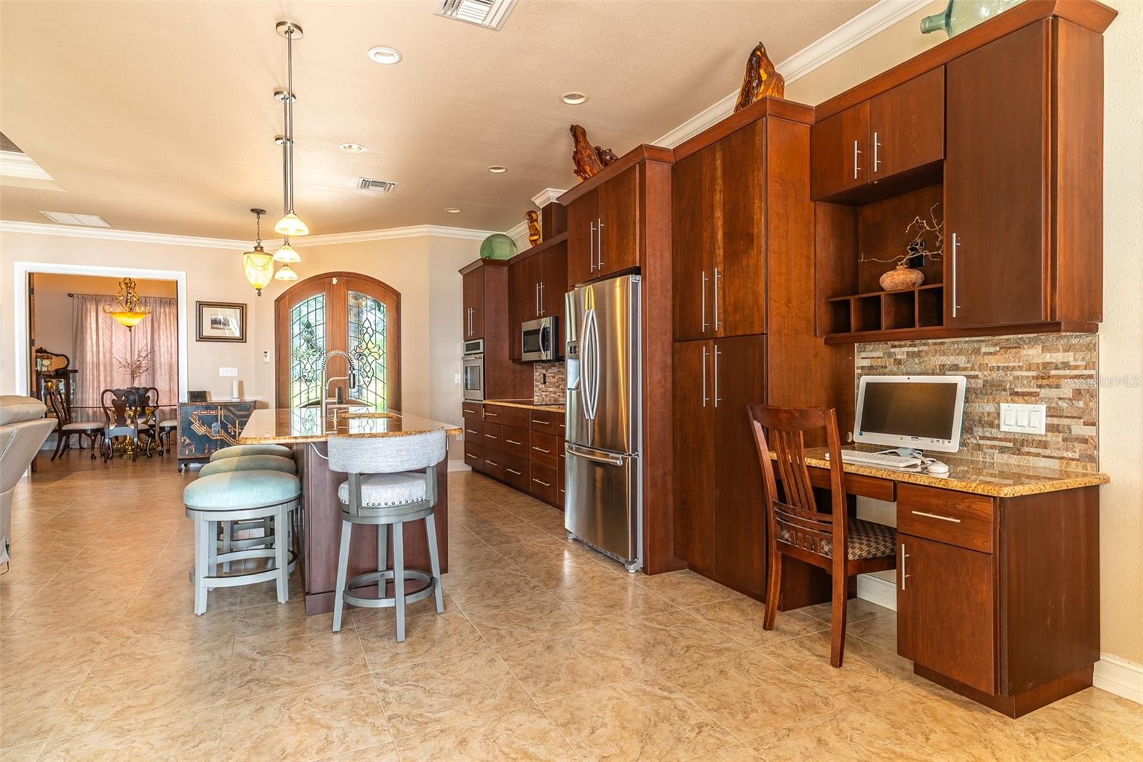 Image 8 of 97 For 6850 Hunt Road