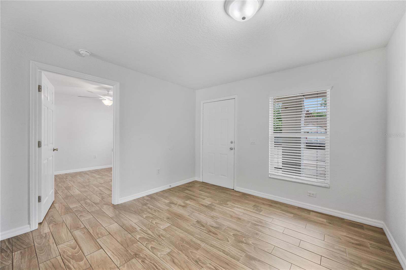 Image 11 of 57 For 210 Orange Avenue