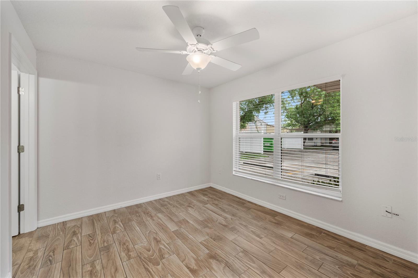 Image 13 of 57 For 210 Orange Avenue