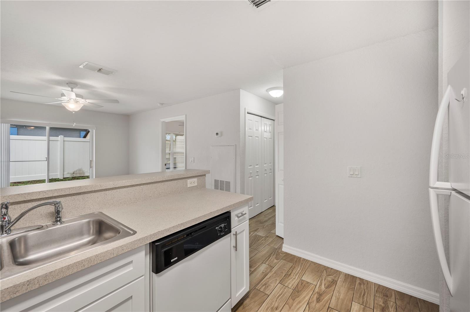 Image 20 of 57 For 210 Orange Avenue