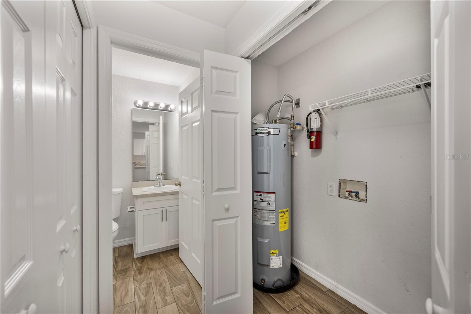 Image 22 of 57 For 210 Orange Avenue