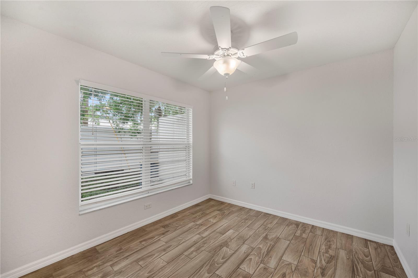 Image 27 of 57 For 210 Orange Avenue