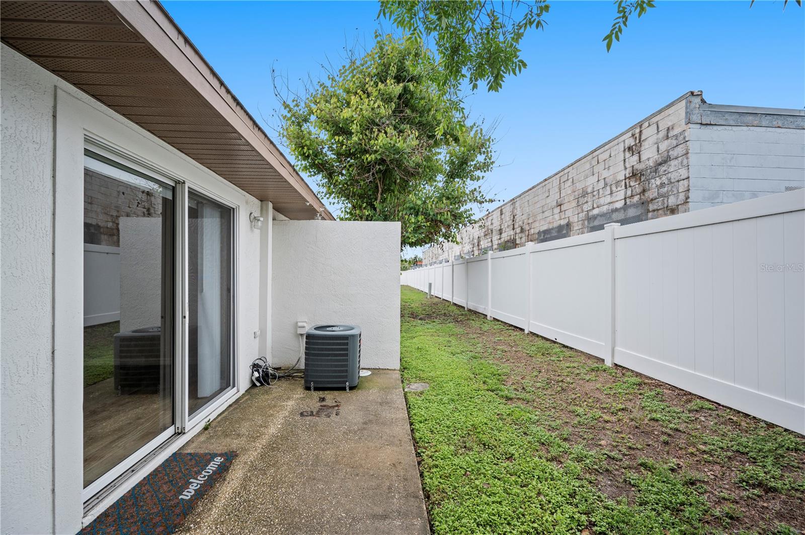 Image 42 of 57 For 210 Orange Avenue