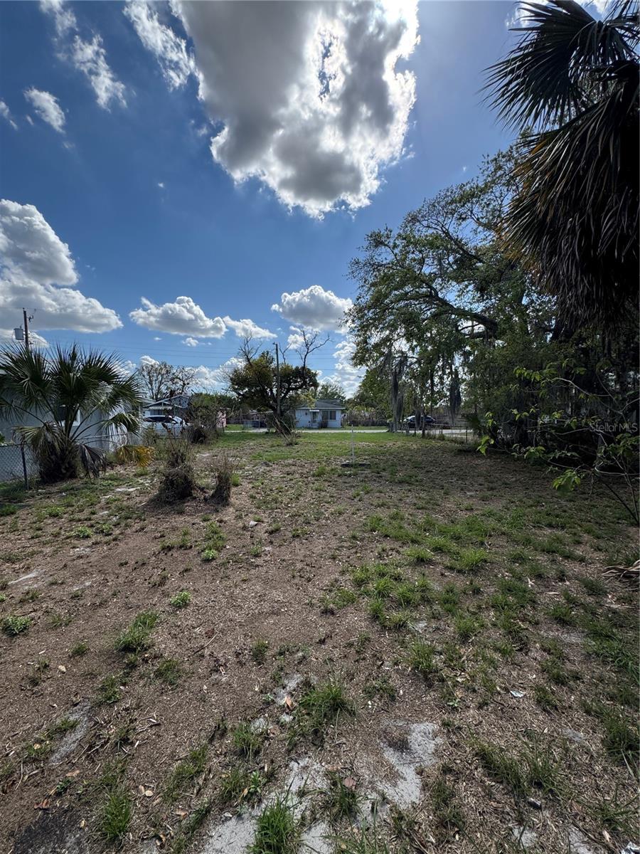 Image 4 of 4 For 831 4th Street