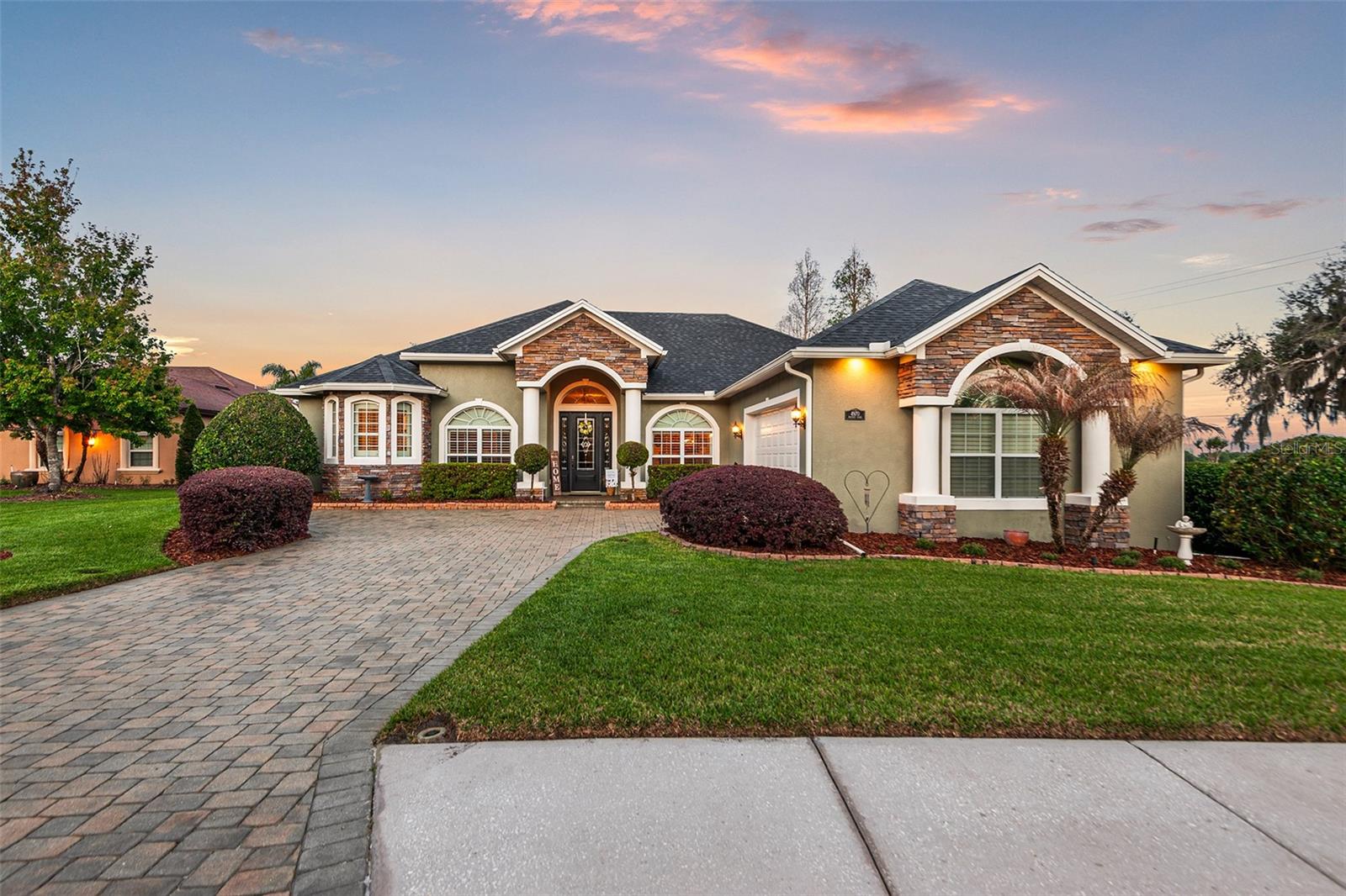 Image 3 of 52 For 4970 Nocosee Place