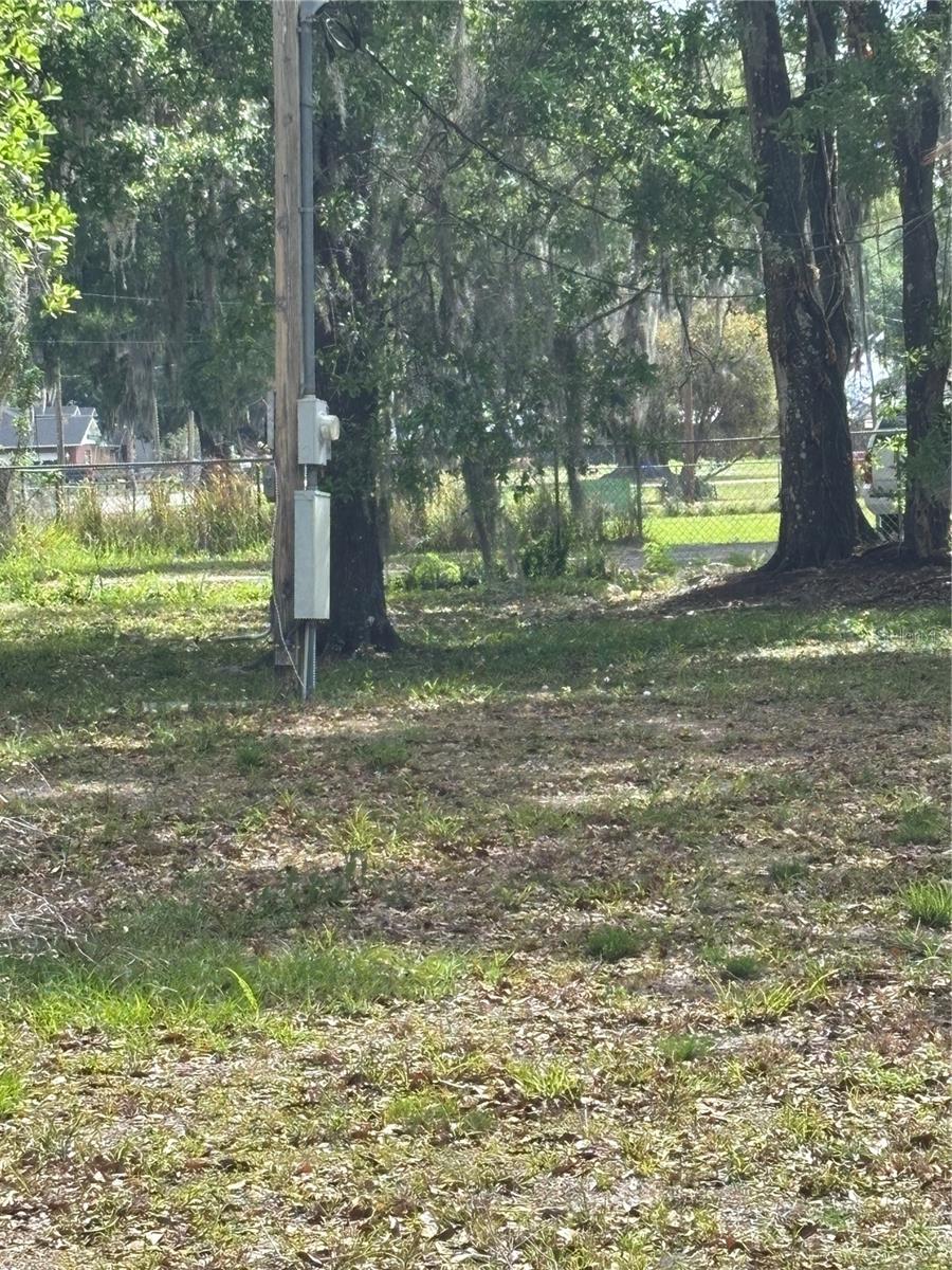 Image 18 of 26 For 1445 Carter Street