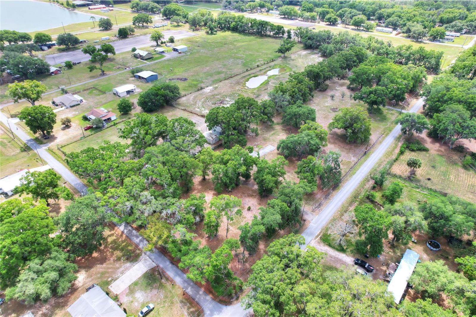 Image 3 of 26 For 1445 Carter Street