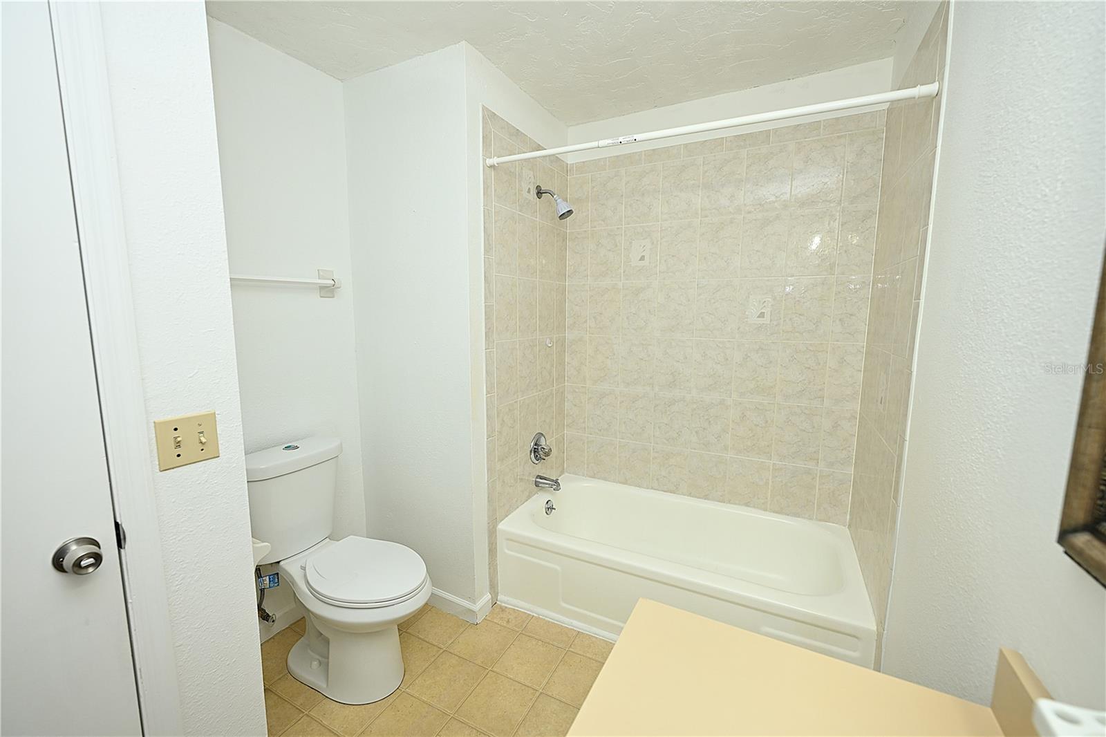 Image 28 of 40 For 2249 9th St Se