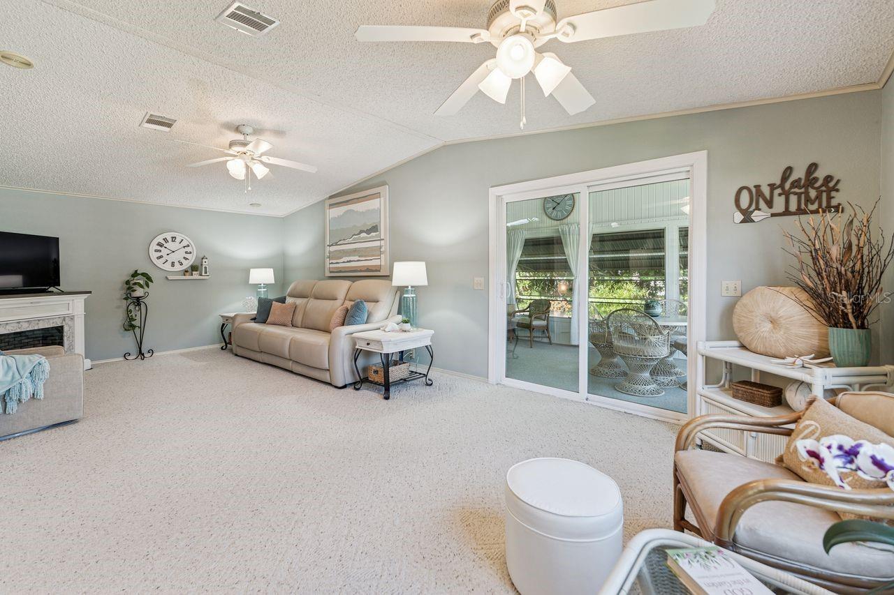 Image 10 of 46 For 6643 Westchester Drive Ne