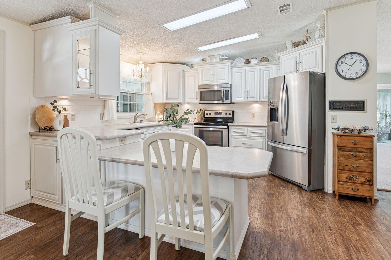 Image 13 of 46 For 6643 Westchester Drive Ne