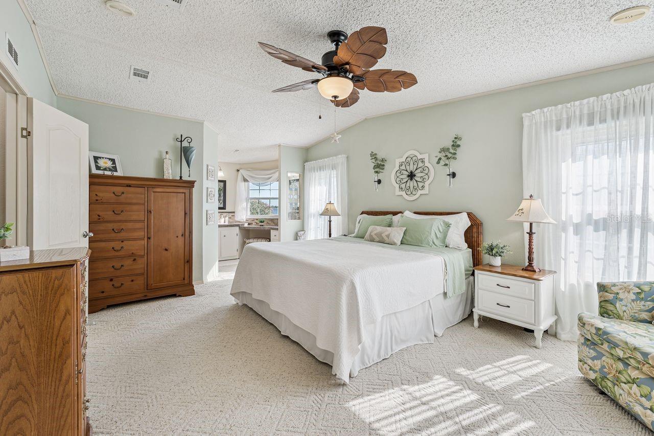 Image 19 of 46 For 6643 Westchester Drive Ne