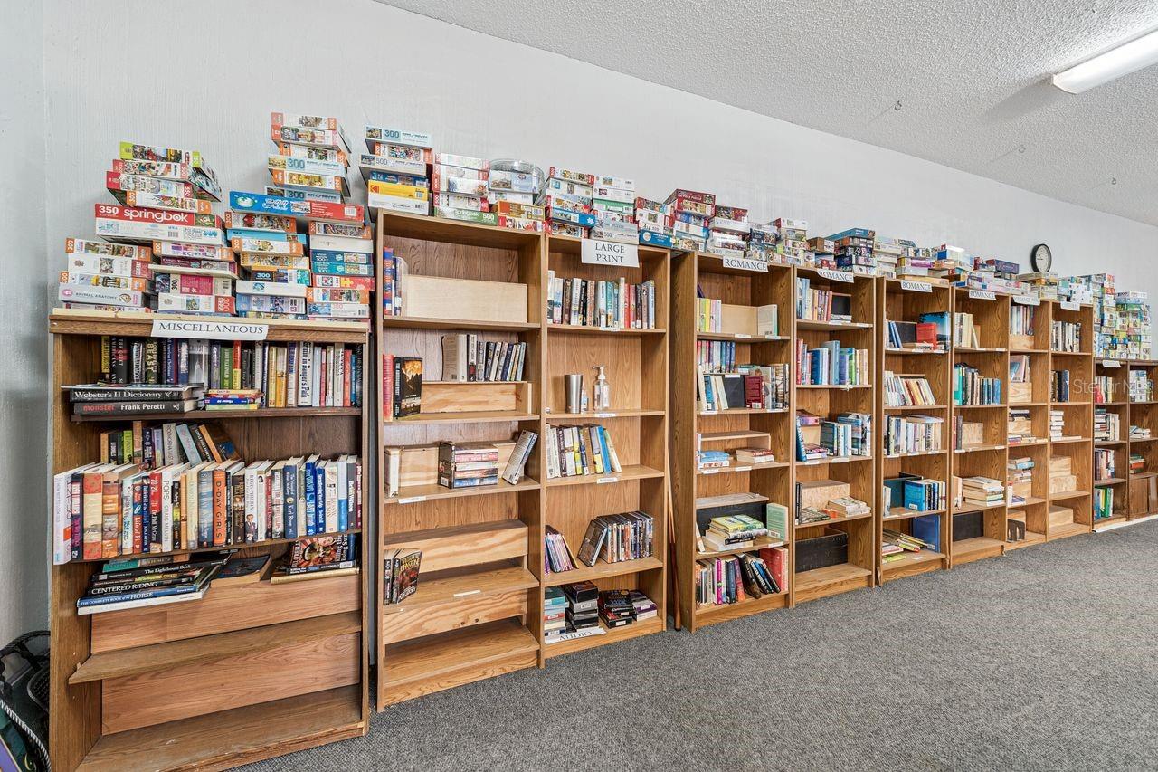 Image 35 of 46 For 6643 Westchester Drive Ne