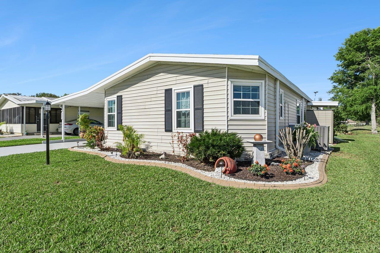 Image 4 of 46 For 6643 Westchester Drive Ne