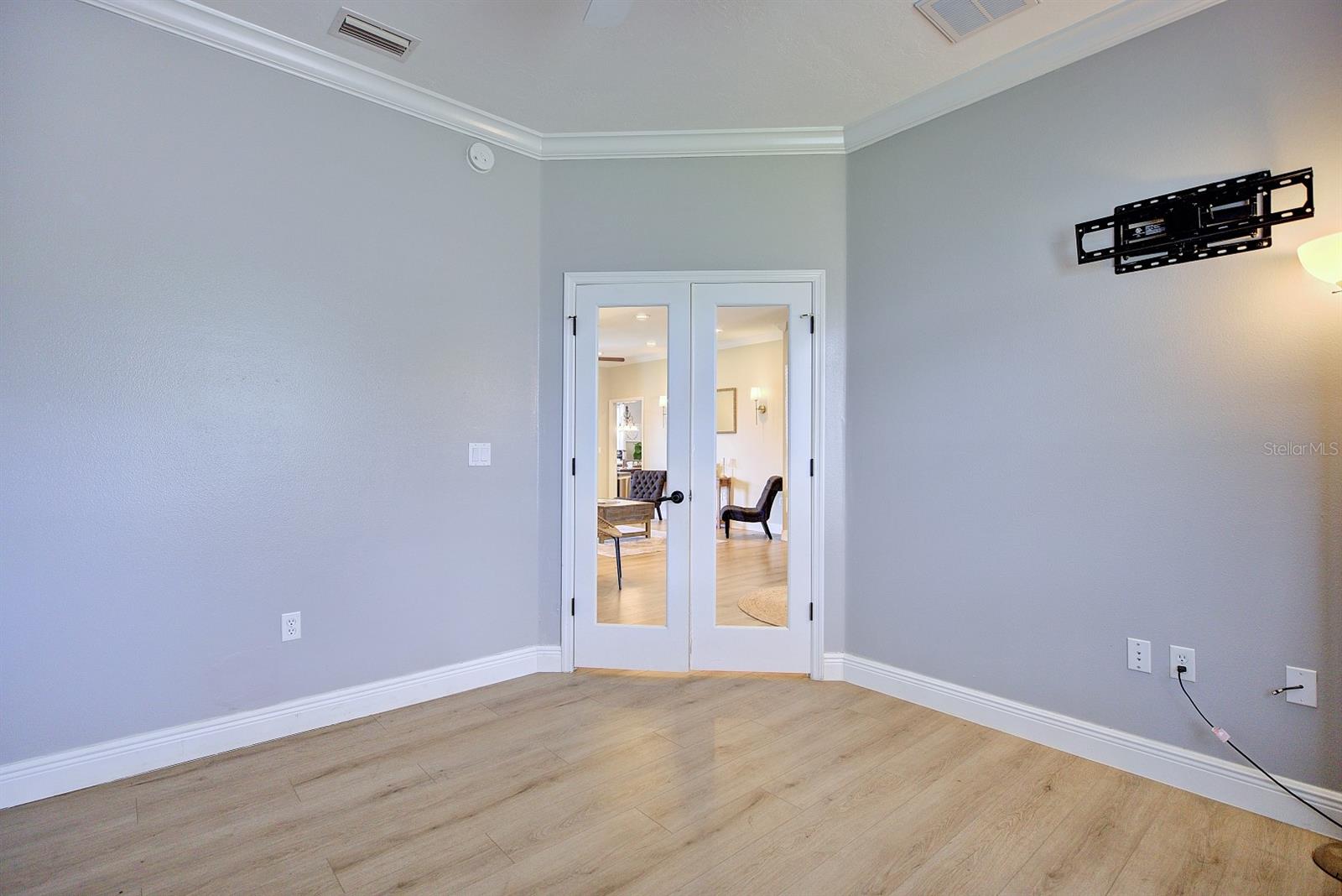 Image 20 of 28 For 9680 Payne Road