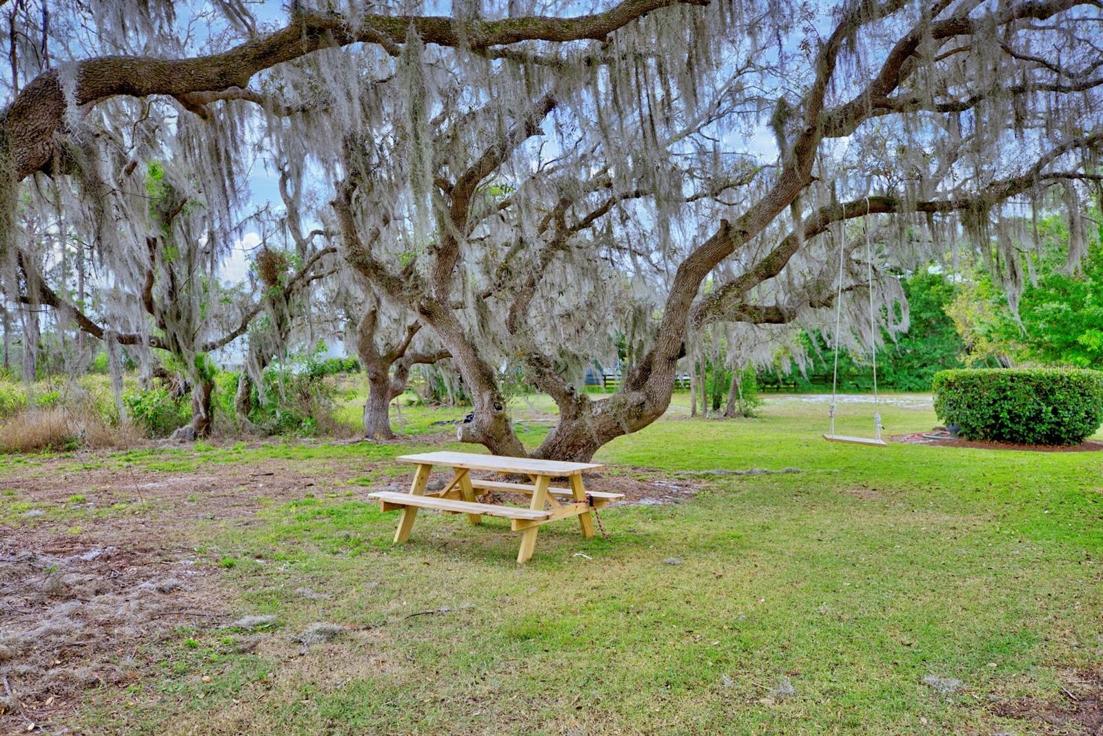 Image 25 of 28 For 9680 Payne Road