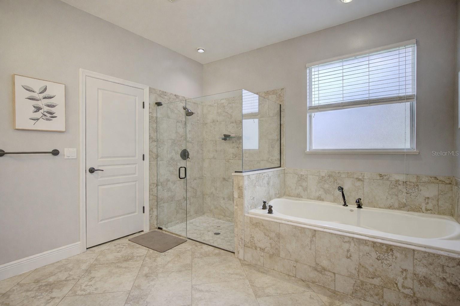 Image 5 of 28 For 9680 Payne Road