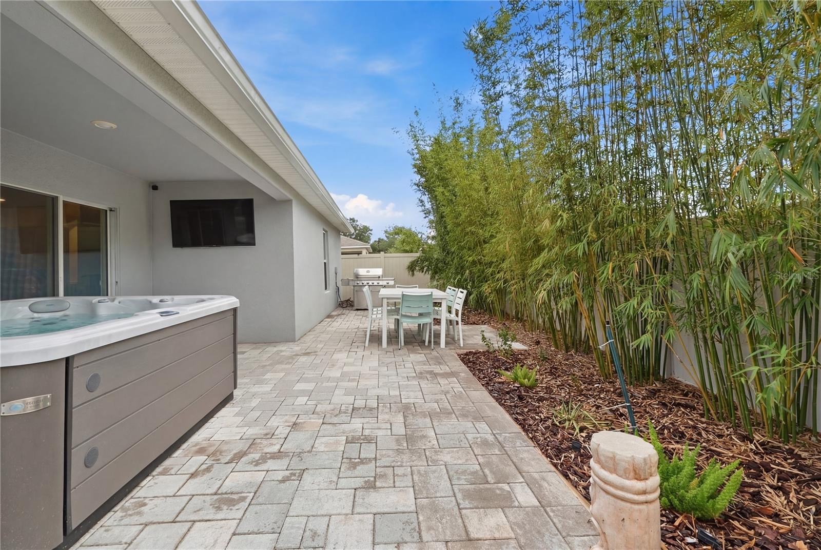 Image 30 of 37 For 7037 Cruz Court