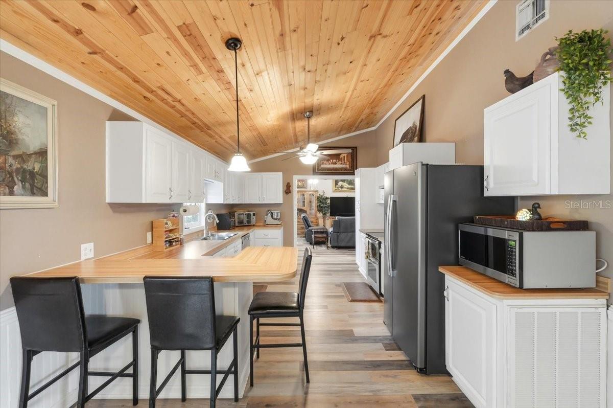 Image 13 of 52 For 4205 Combee Road