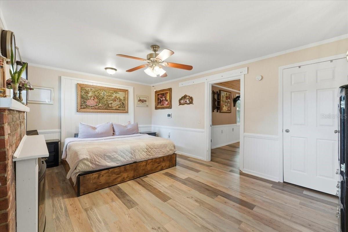 Image 17 of 52 For 4205 Combee Road