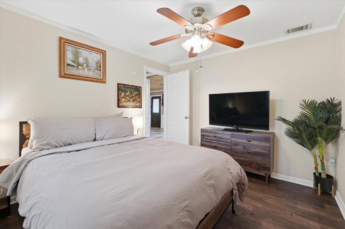 Image 21 of 52 For 4205 Combee Road