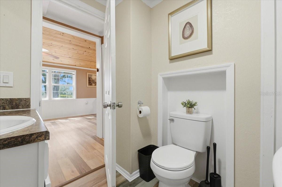 Image 24 of 52 For 4205 Combee Road