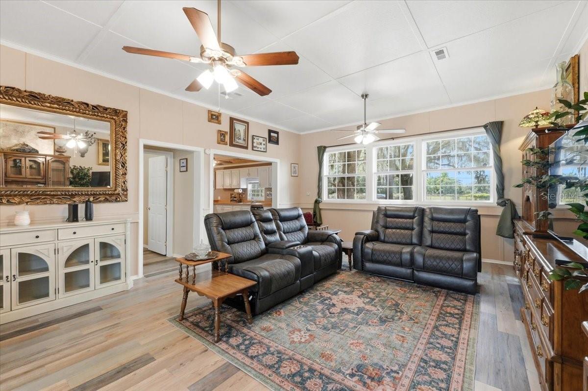 Image 5 of 52 For 4205 Combee Road