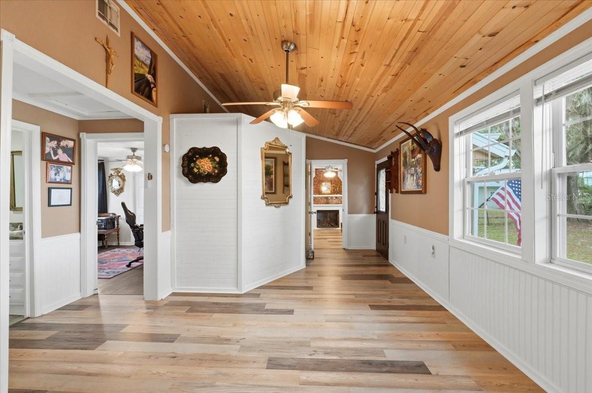 Image 8 of 52 For 4205 Combee Road