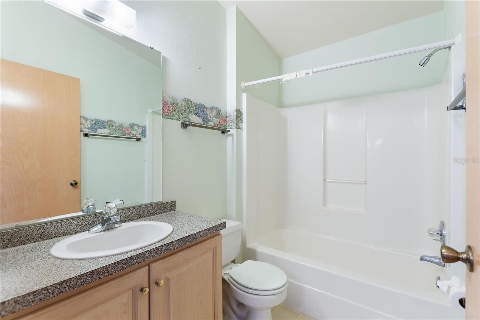 Image 17 of 48 For 4401 Mahogany Run