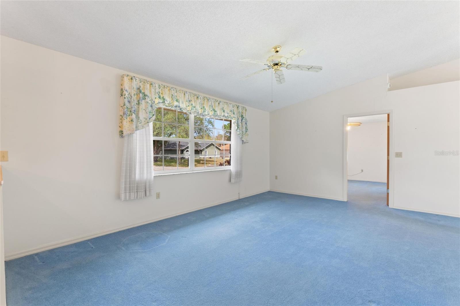 Image 18 of 48 For 4401 Mahogany Run