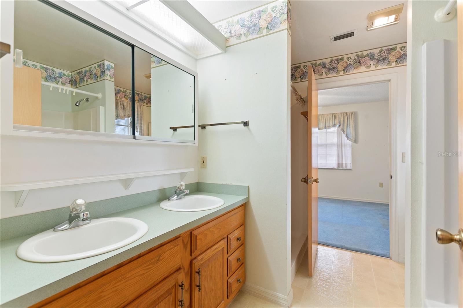 Image 24 of 48 For 4401 Mahogany Run