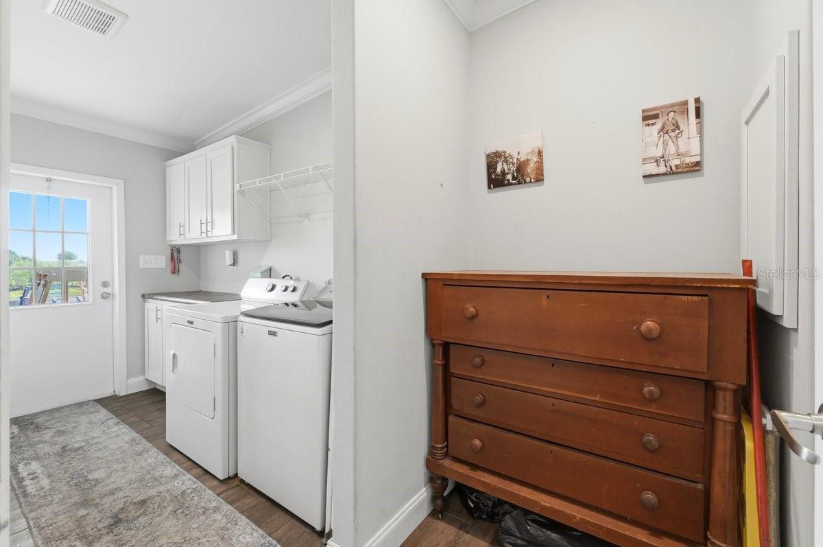 Image 22 of 34 For 5962 Murphy Road