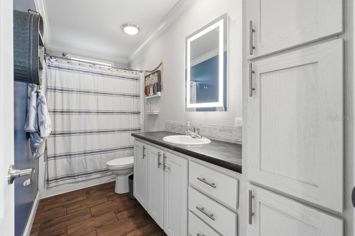 Image 23 of 34 For 5962 Murphy Road