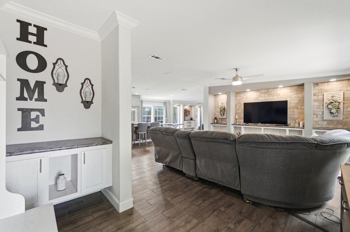 Image 5 of 34 For 5962 Murphy Road