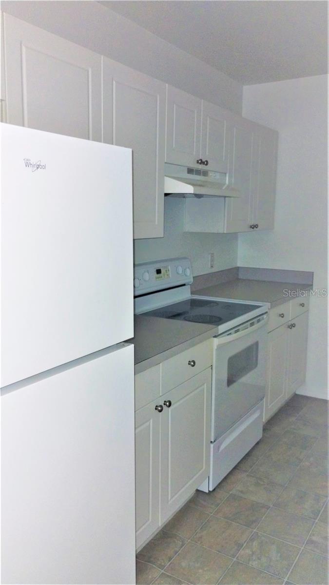 Image 5 of 14 For 2085 Isle Royale Court Se 189