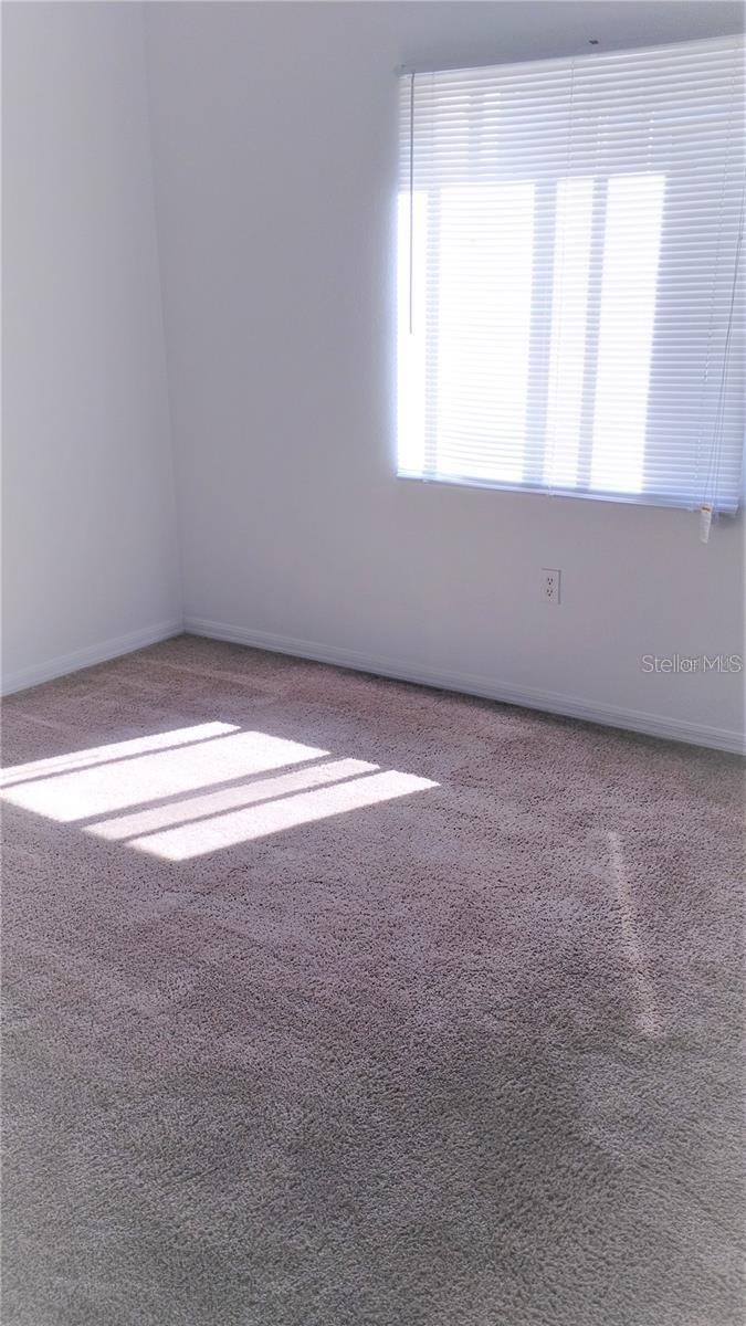 Image 7 of 14 For 2085 Isle Royale Court Se 189