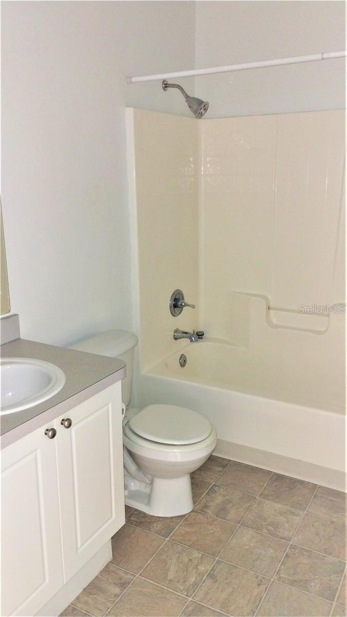 Image 9 of 14 For 2085 Isle Royale Court Se 189