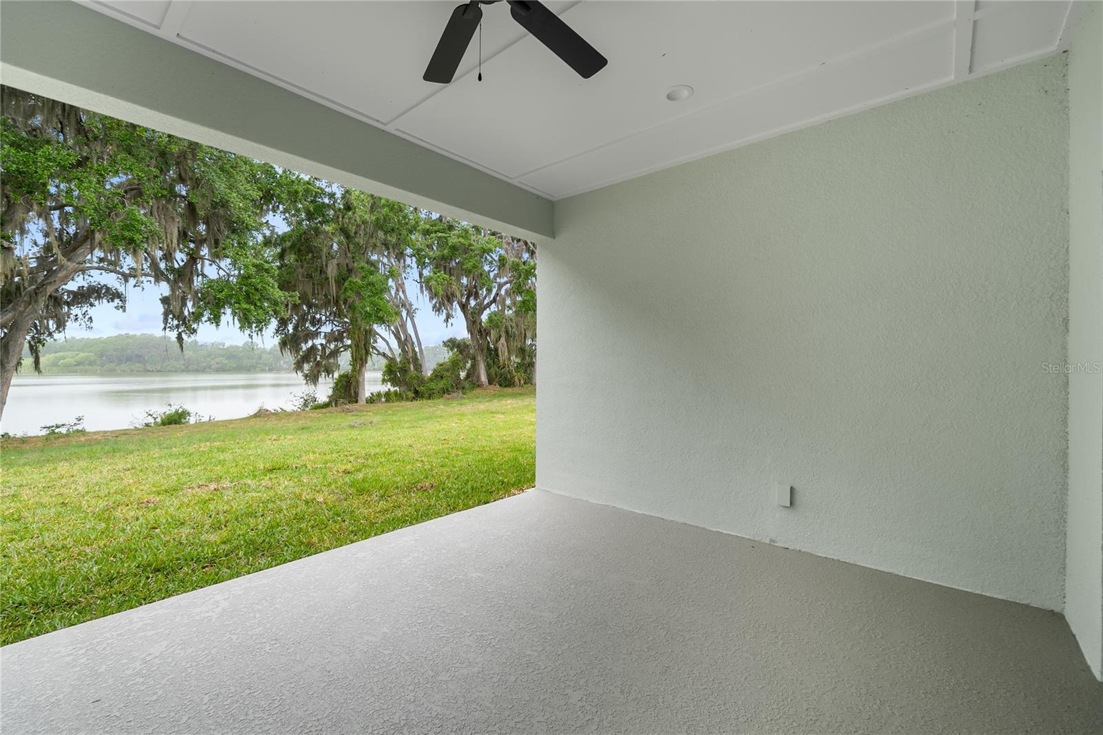 Image 39 of 47 For 4545 Fairway Oaks Drive