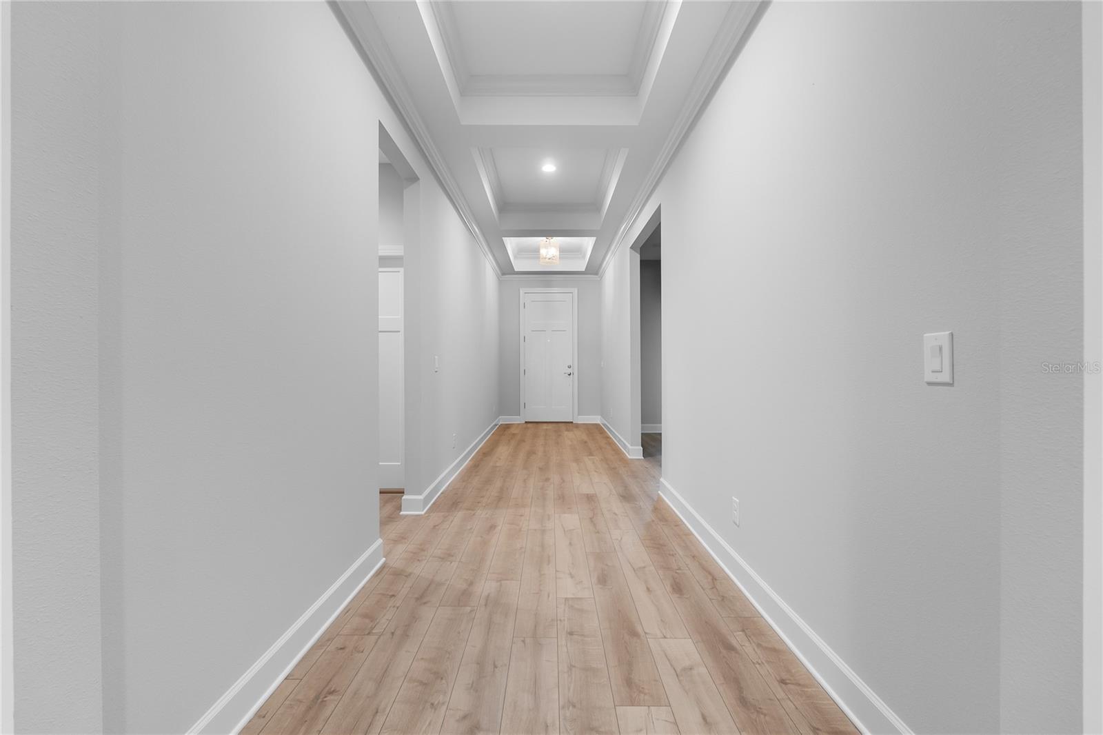 Image 4 of 47 For 4545 Fairway Oaks Drive