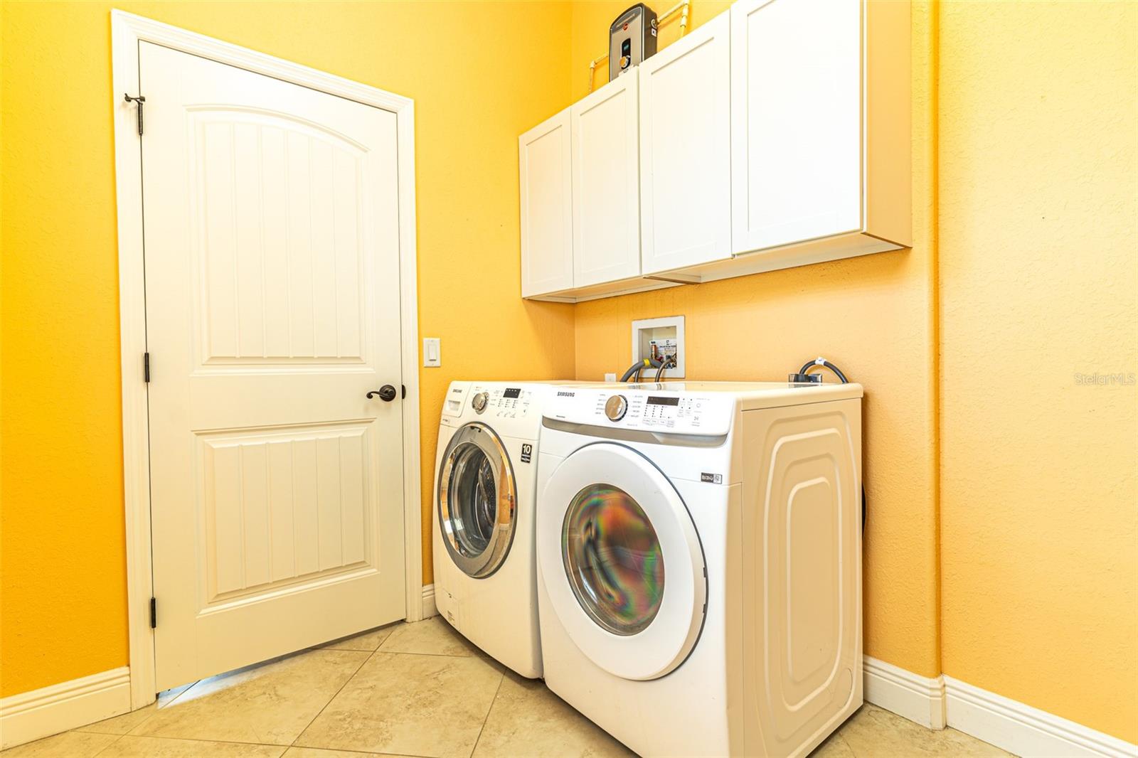 Image 15 of 32 For 3715 Sebring Parkway