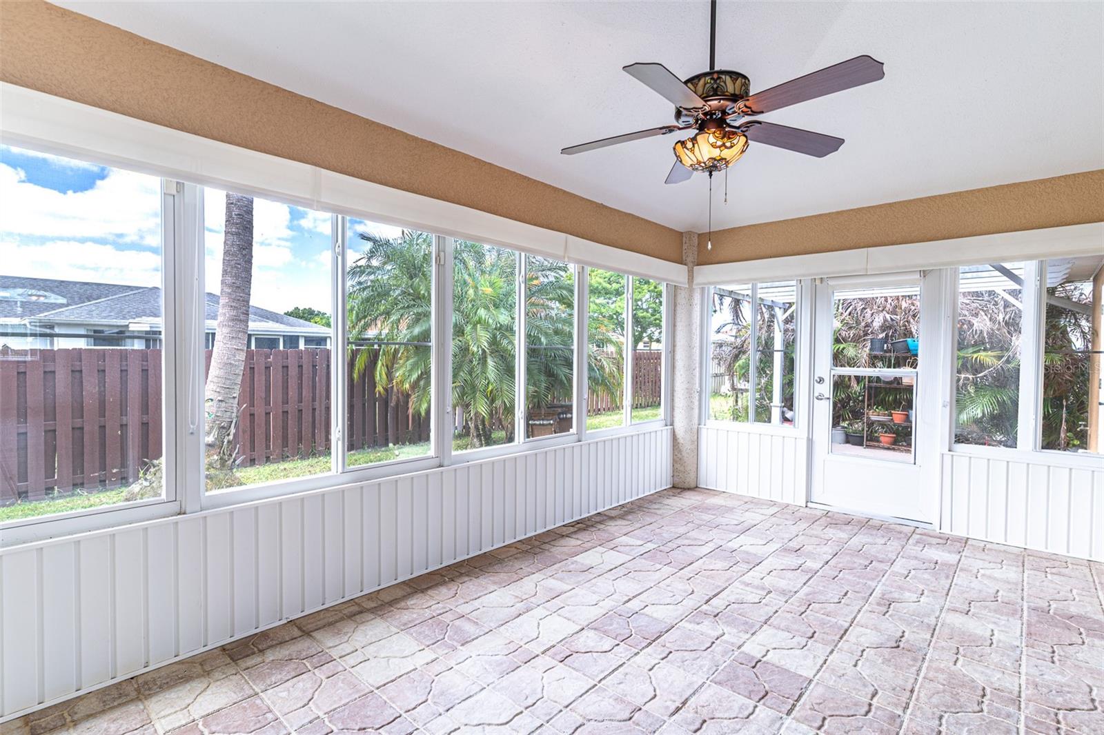 Image 17 of 32 For 3715 Sebring Parkway