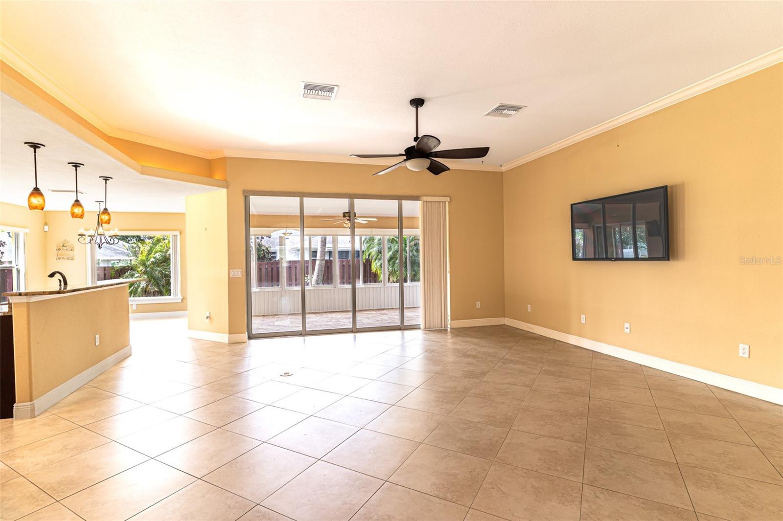 Image 8 of 32 For 3715 Sebring Parkway