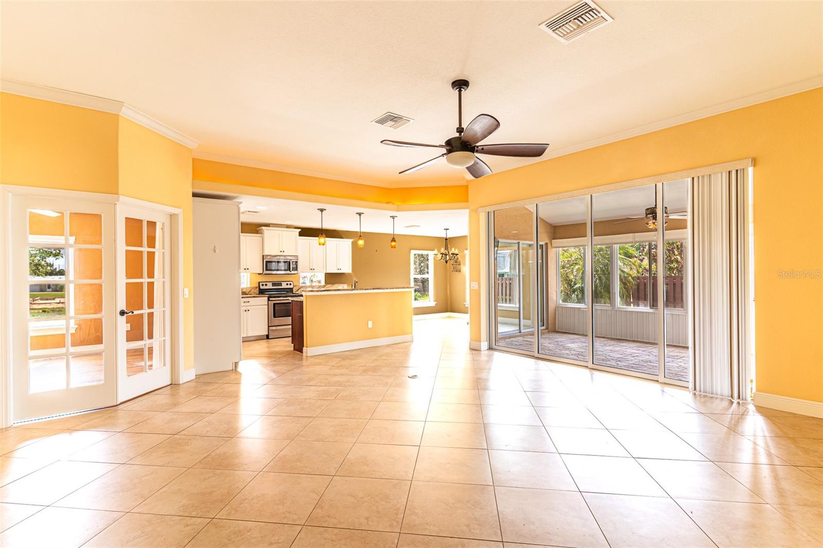 Image 9 of 32 For 3715 Sebring Parkway